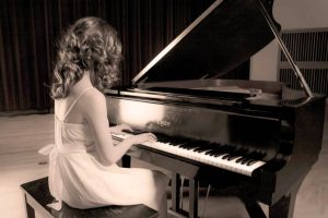 History of Piano's, parlour grand piano