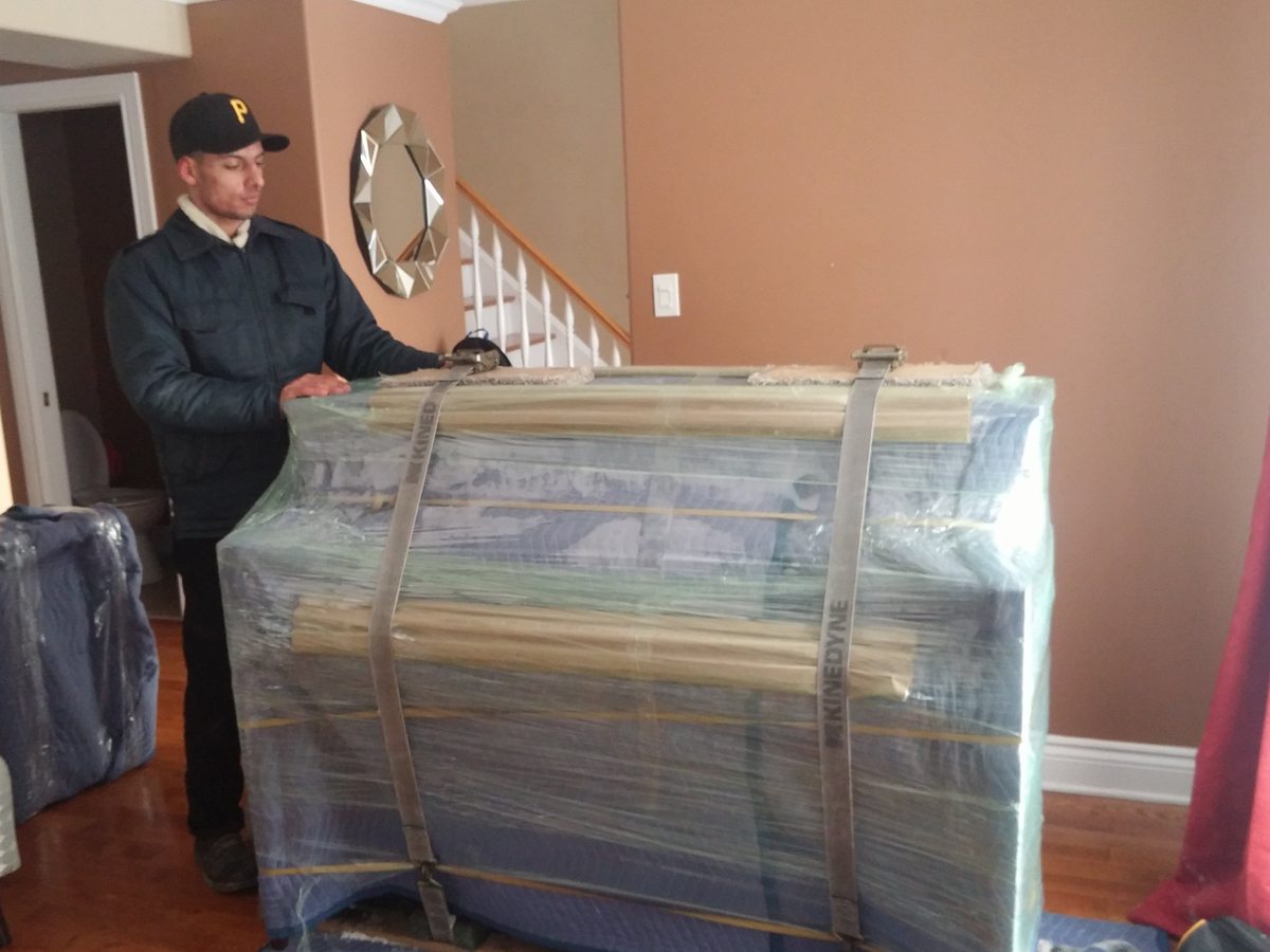 Customer Reviews - Specialized Piano Movers, Ottawa. Our movers, moving a piano from kempville to ottawa.
